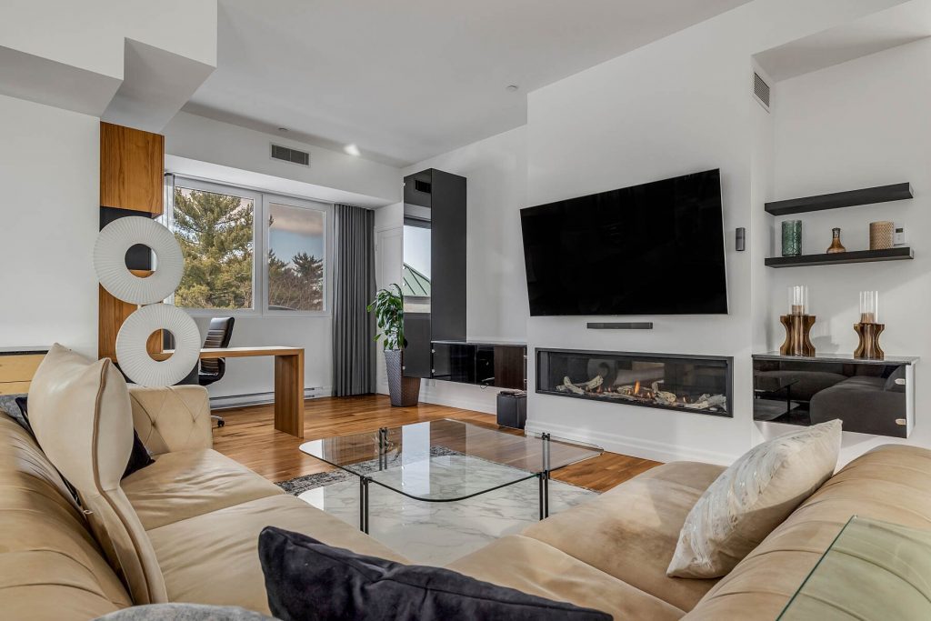 penthouse salon
