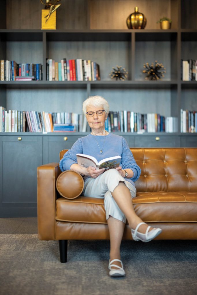 retraité lecture Chateau bellevue